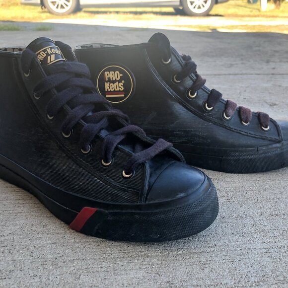 Vintage Pro-Keds in Vinyl - Woman's SZ 9 - Picture 6 of 16